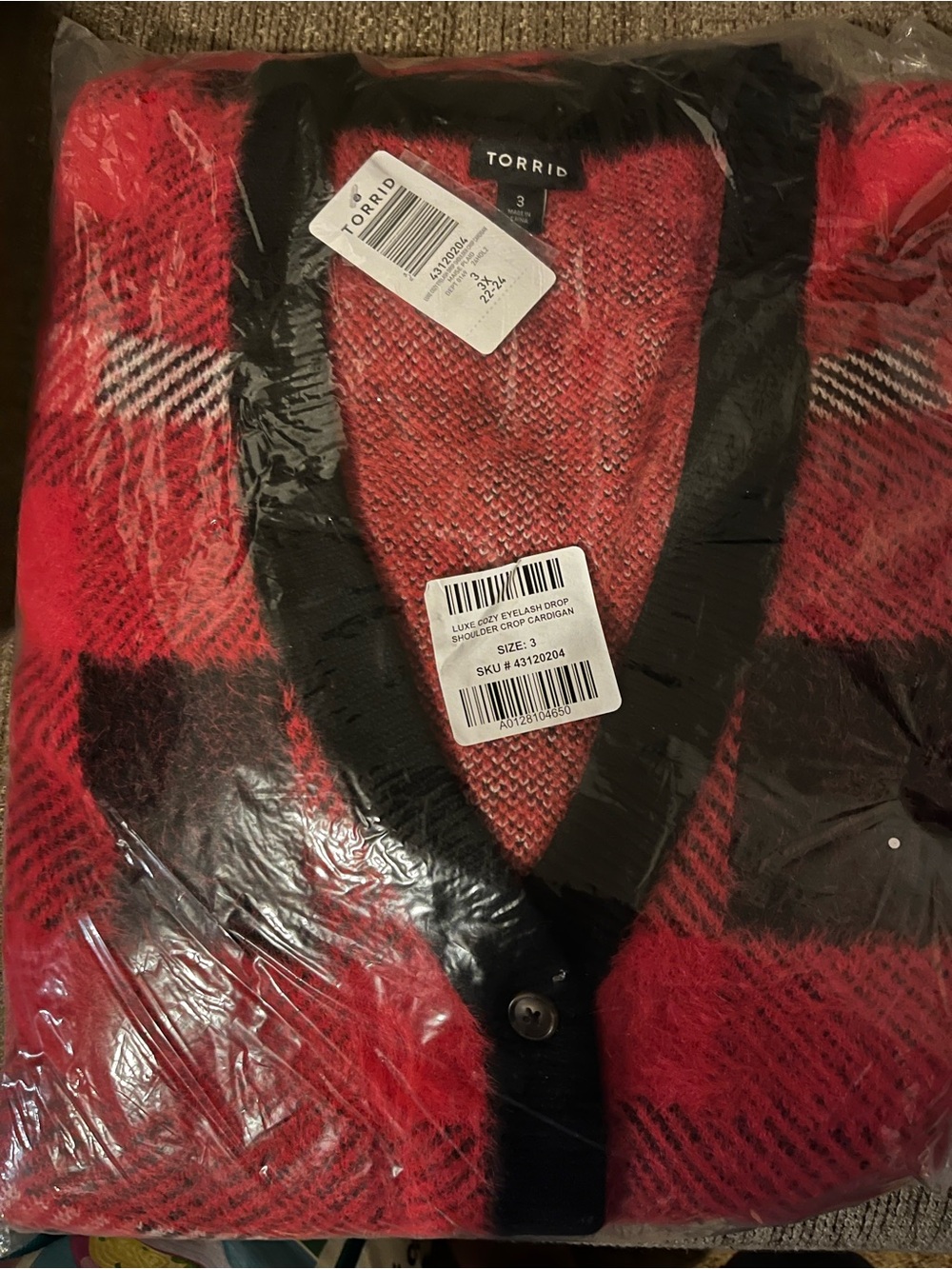 torrid Red and Black Plaid Button-Front Shirt Jacket. 3x NWT.